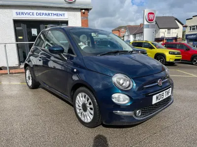 Usado Fiat 500 Lounge 69 CV (50 kW) 2019 Azul Utilitario