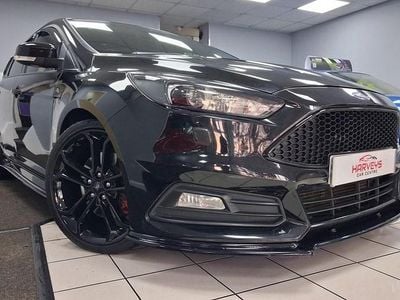 Used Ford Focus ST 185 HP (136 kW) 2017 Black Hatchback
