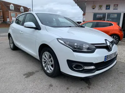 Używany Renault Mégane IV Expression+ 110 KM (80 kW) 2016 Biały Hatchback