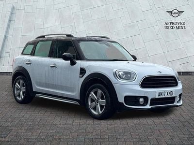 White Used 2017 Mini Cooper D Countryman SUV | £14,975 (Fair price)