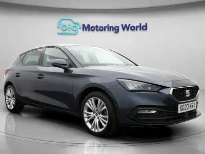 Second-hand Seat Leon SE Dynamic 131 CP (96 kW) 2023 Gri Hatchback