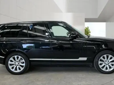Used Land Rover Range Rover Vogue SE 339 HP (249 kW) 2014 Black SUV