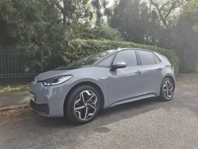 Usado VW ID.3 Pro 150 kW (204 CV) 2023 Gris Utilitario