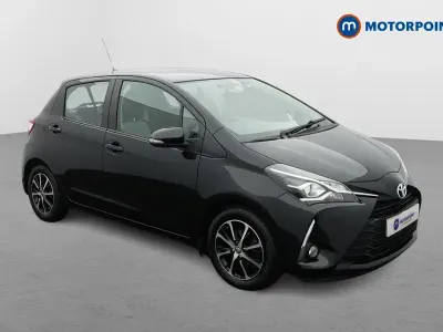 Used Toyota Yaris 120 HP (88 kW) 2019 Black Hatchback