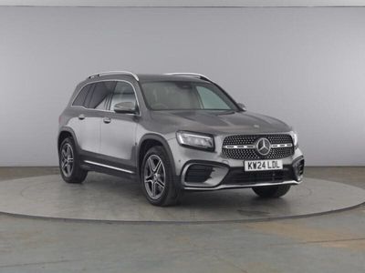 Mercedes GLB220