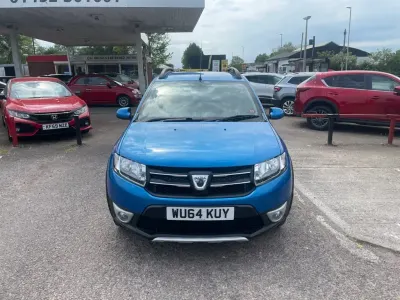Begagnad Dacia Sandero Lauréate 2014 Blå Halvkombi