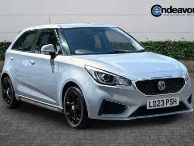 Used MG MG3 Exclusive 106 HP (77 kW) 2023 Silver Hatchback