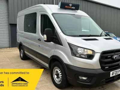 Używany Ford Transit S 130 KM (95 kW) 2020 Srebrny Van