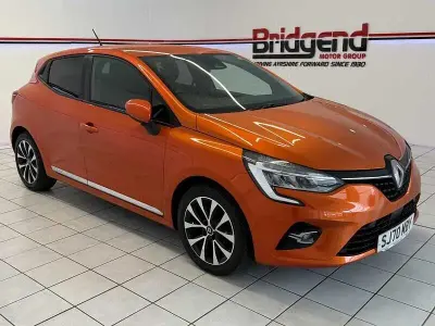 Używany Renault Clio V Iconic 2020 Pomarańczowy Hatchback