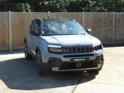 Used Jeep Avenger Summit 100 HP (73 kW) 2025 SUV