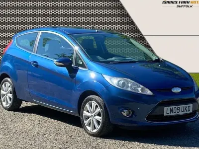 Usado Ford Fiesta Zetec 82 HP (60 kW) 2009 Citadino