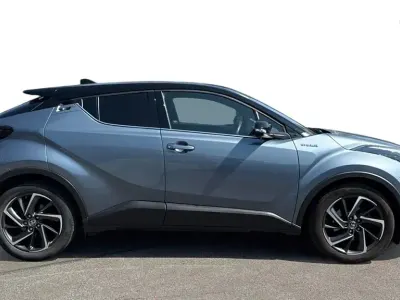 Used Toyota C-HR 2020 Grey and black SUV
