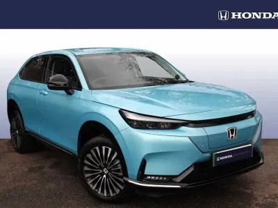 Używany Honda e Elegance 150 kW (204 KM) 2024 Niebieski Hatchback