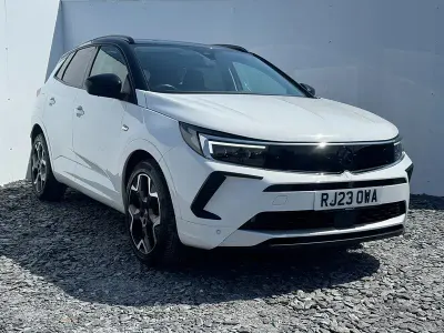 Used Vauxhall Grandland X Ultimate 130 HP (95 kW) 2023 White SUV