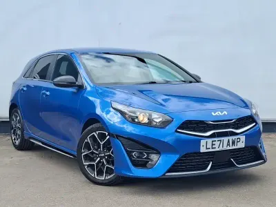 Begagnad Kia Ceed GT-Line 158 HK (116 kW) 2022 Blå Halvkombi
