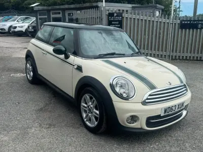Used Mini Cooper D Hatch 2014 White Hatchback