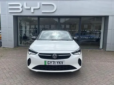 Used Vauxhall Corsa-e 98 kW (134 HP) 2021 White Hatchback