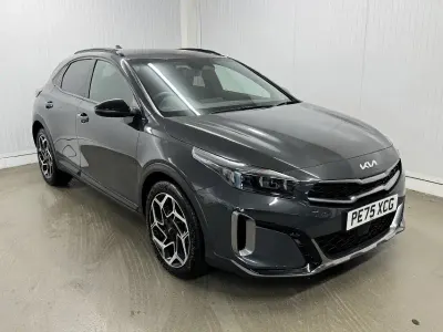 Usado Kia XCeed GT-Line 2025 Cinzento SUV