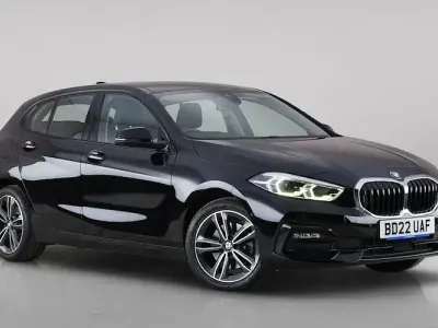 Used BMW 118 Sport Line 136 HP (100 kW) 2024 Hatchback