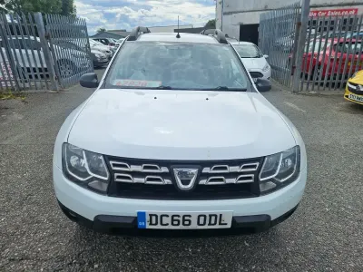 Used Dacia Duster Ambiance 107 HP (78 kW) 2017 White SUV