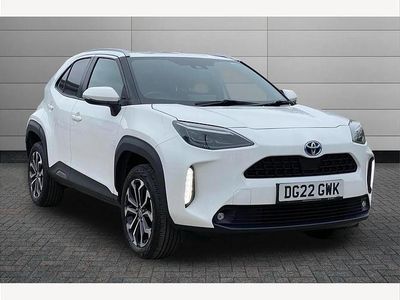 Used Toyota Yaris Cross Design 116 HP (85 kW) 2022 Pure white SUV