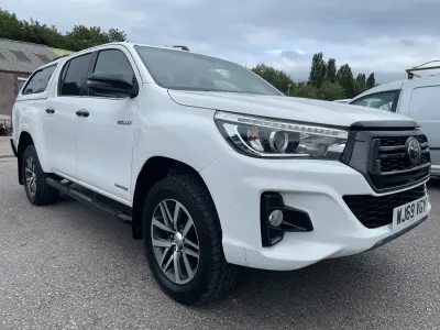 Usado Toyota HiLux 150 HP (110 kW) 2019 Branco Pickup