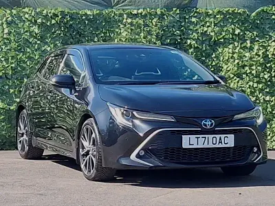 Used Toyota Corolla 122 HP (89 kW) 2021 Black Hatchback
