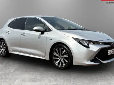 Used Toyota Corolla Design 122 HP (89 kW) 2022 Hatchback