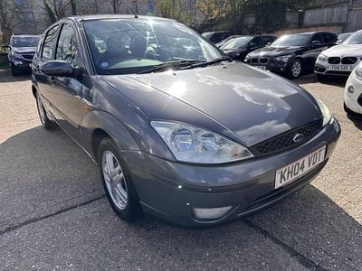 Used Ford Focus Zetec 100 HP (73 kW) 2004 Grey Hatchback