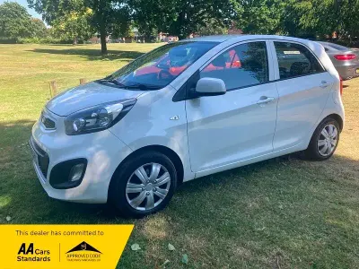 Used Kia Picanto 68 HP (50 kW) 2014 White Hatchback