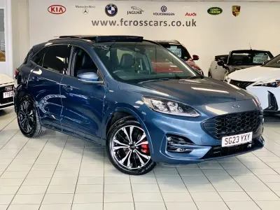 Begagnad Ford Kuga ST-Line X 150 HK (110 kW) 2023 Blå SUV
