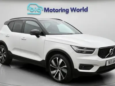 Used Volvo XC40 R-Design Pro 262 HP (192 kW) 2021 White SUV