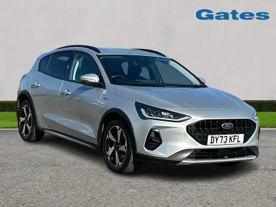 Gebraucht Ford Focus Active 125 PS (91 kW) 2023 Silber Kleinwagen