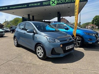 Used Hyundai i10 SE 87 HP (63 kW) 2017 Blue Hatchback