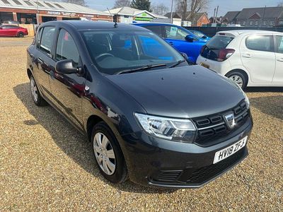Used Dacia Sandero Ambiance 75 HP (55 kW) 2018 Grey Hatchback