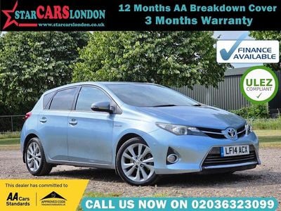 Blue Used 2014 Toyota Auris Hybrid Hatchback | £8,900 (Fair price)