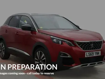 Used Peugeot 3008 Premium 131 HP (96 kW) 2019 Red SUV