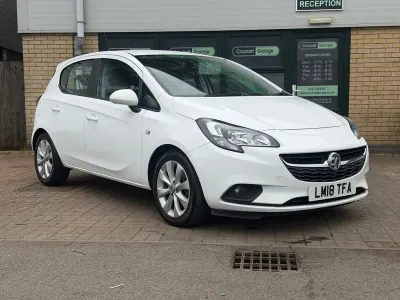 Used Vauxhall Corsa 75 HP (55 kW) 2018 White Hatchback