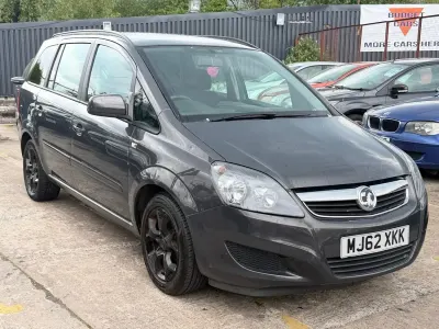 Second-hand Vauxhall Zafira 115 CP (84 kW) 2012 Gri Monovolum