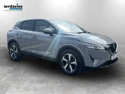 Begagnad Nissan Qashqai N-Connecta 190 HK (139 kW) 2023 Grå SUV