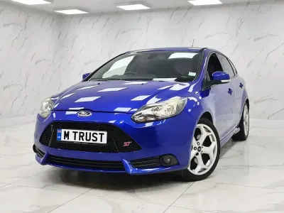 Used Ford Focus ST 250 HP (183 kW) 2013 Blue Hatchback