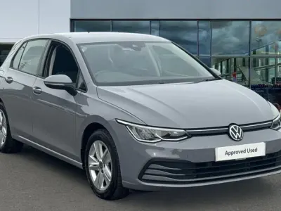 Used VW Golf VIII Life 150 HP (110 kW) 2024 Moonstone grey