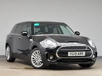 Used Mini Cooper S Clubman Classic 192 HP (141 kW) 2019 Black Estate