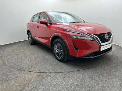 Used Nissan Qashqai Acenta Premium 2022 Red SUV