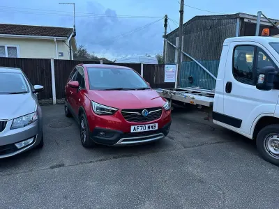 Used Vauxhall Crossland X Elite 130 HP (95 kW) 2020 Red SUV