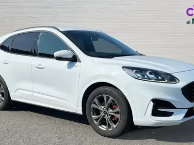 Used Ford Kuga ST-Line 190 HP (139 kW) 2024 White SUV
