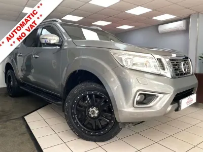 Used Nissan Navara Tekna 190 HP (139 kW) 2016 Grey Pickup
