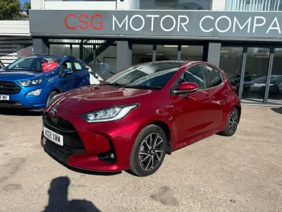 Used Toyota Yaris Design 116 HP (85 kW) 2021 Red Hatchback