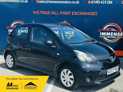 Used Toyota Aygo 68 HP (50 kW) 2013 Black Hatchback