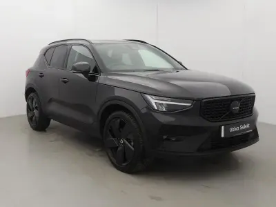 Used Volvo XC40 Plus 194 HP (142 kW) 2025 Black SUV
